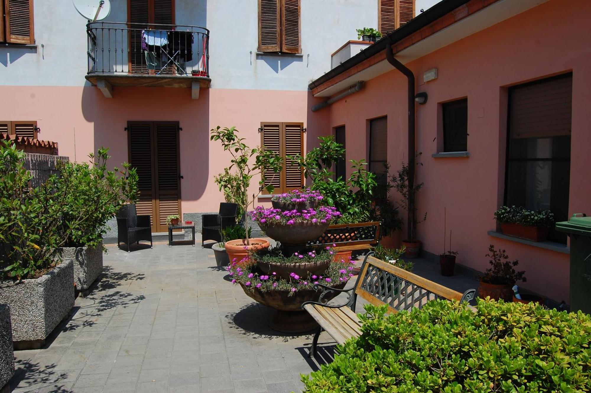 Albergo Visconti Cremona Exterior foto